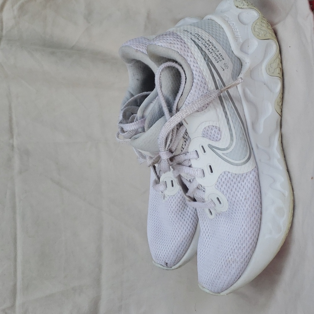 Women's Nike Shoes